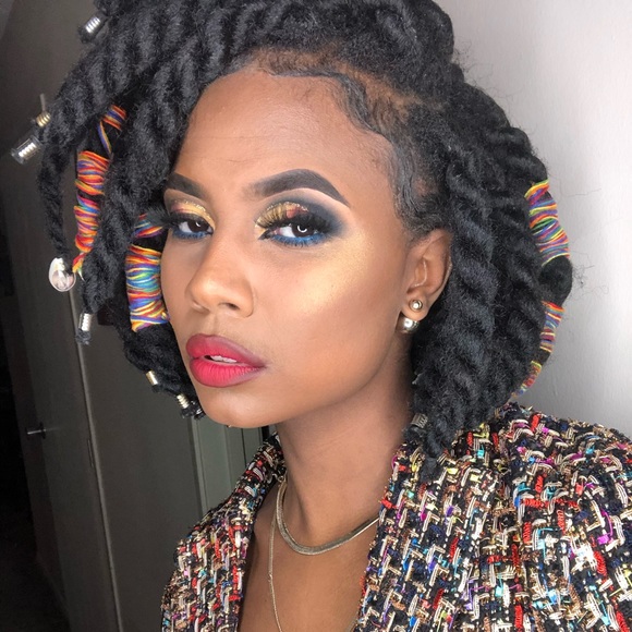 Meet your Posher, Ashley allsmiles - Picture 2 of 8